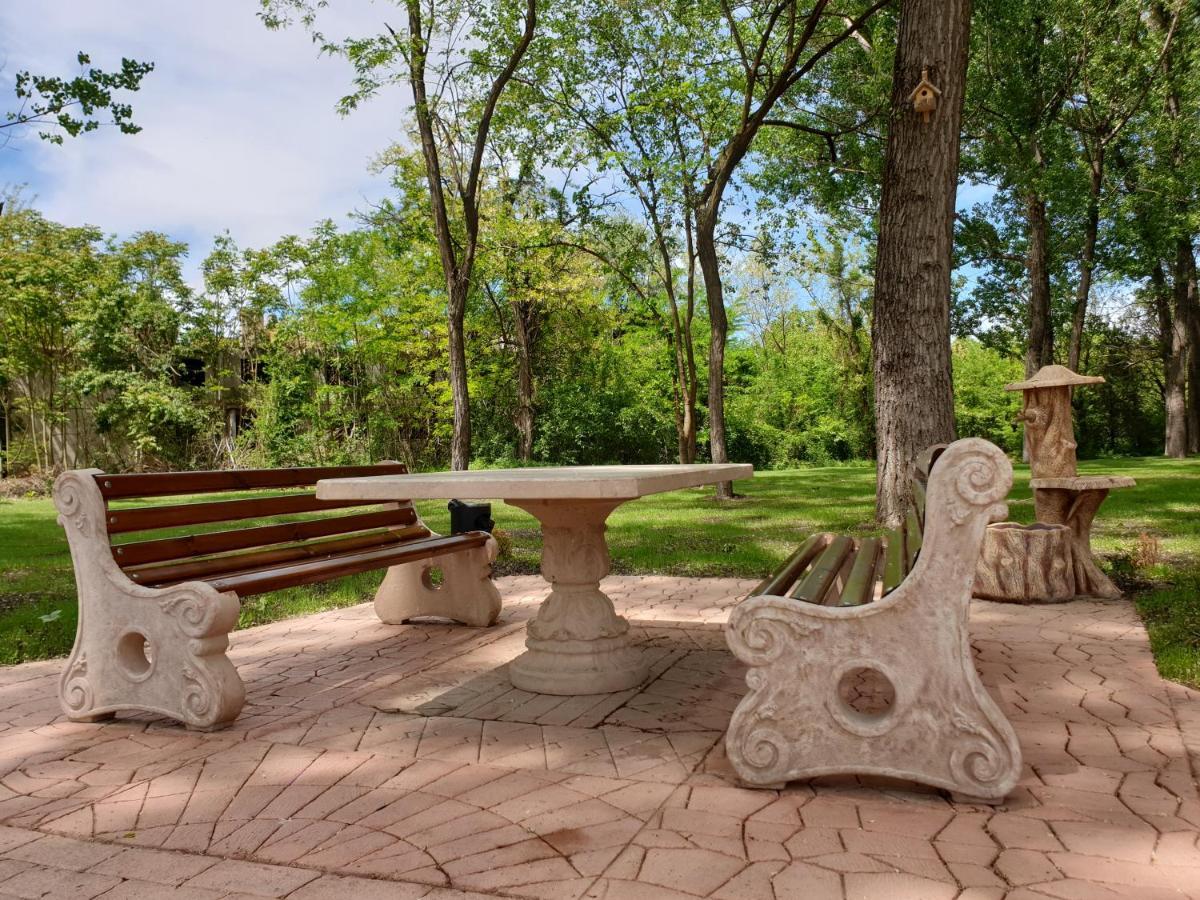 Paradise Park Polski Trumbesh Ngoại thất bức ảnh